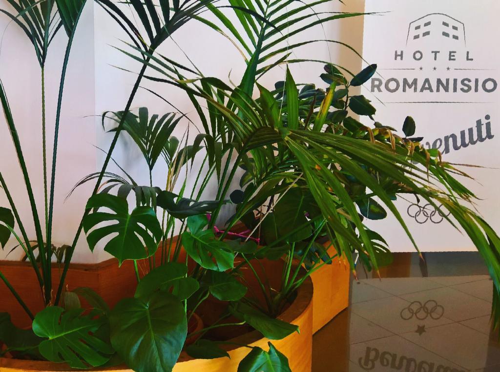 Hotel Romanisio Фоссано Екстер'єр фото