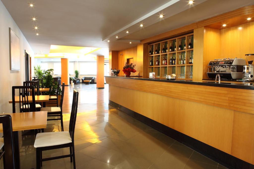 Hotel Romanisio Фоссано Екстер'єр фото